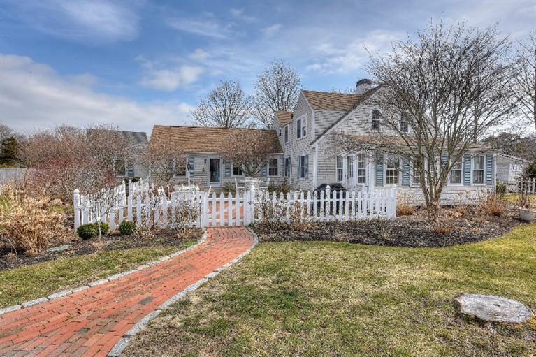 Hyannis village Stonewater Real Estate