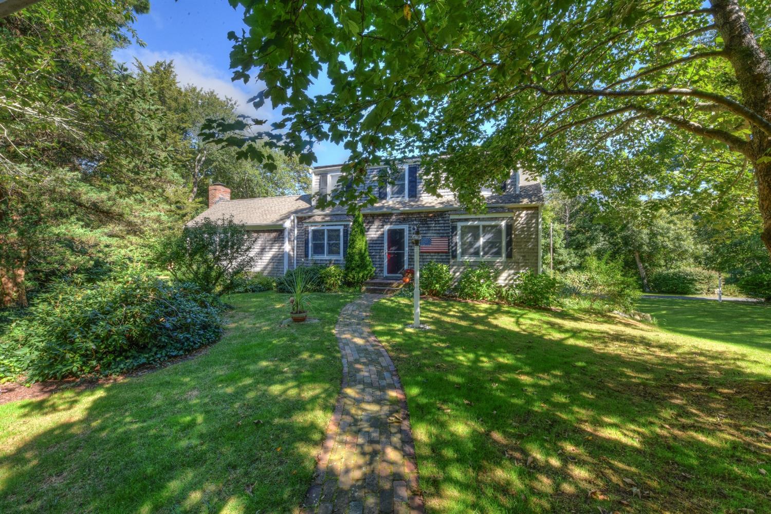west barnstable Instantly search and view photos of all homes for sale in west barnstable, barnstable town, ma now west barnstable, barnstable town, ma real estate listings updated every 15 to 30 minutes. west barnstable Instantly search and view photos of all homes for sale in west barnstable, barnstable town, ma now west barnstable, barnstable town, ma real estate listings updated every 15 to 30 minutes.
